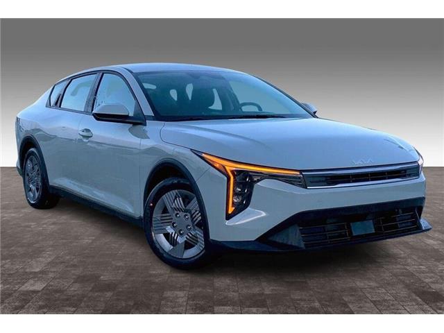 2026 Kia K4 LX (Stk: TK45811) in Sherwood Park - Image 2 of 12
