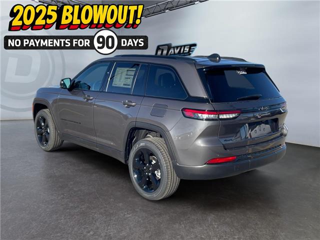 2025 Jeep Grand Cherokee Limited (Stk: 30466) in Fort Macleod - Image 3 of 26