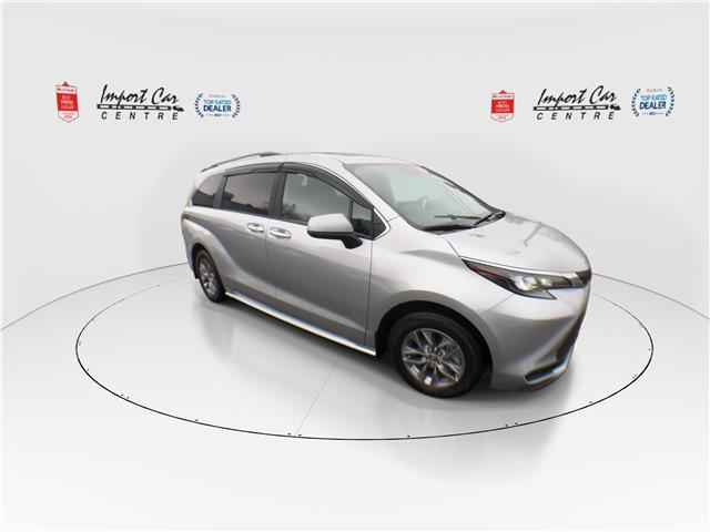 2025 Toyota Sienna XLE 8-Passenger (Stk: 270105) in Ottawa - Image 2 of 25