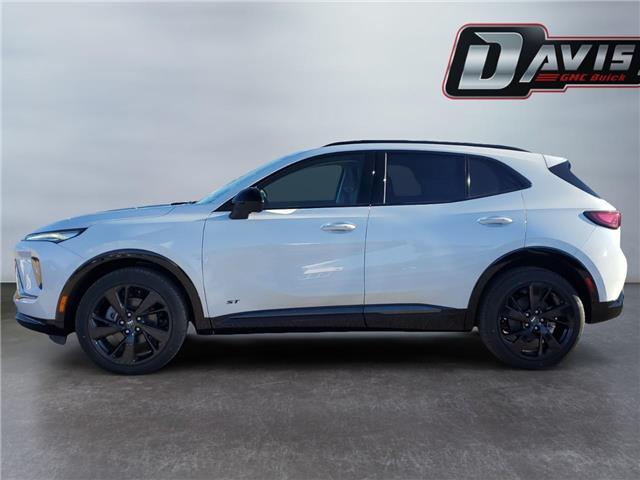 2026 Buick Envision Sport Touring (Stk: 351543) in Medicine Hat - Image 2 of 15