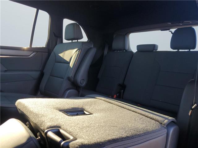 2026 GMC Acadia AT4 (Stk: 351483) in Medicine Hat - Image 13 of 15