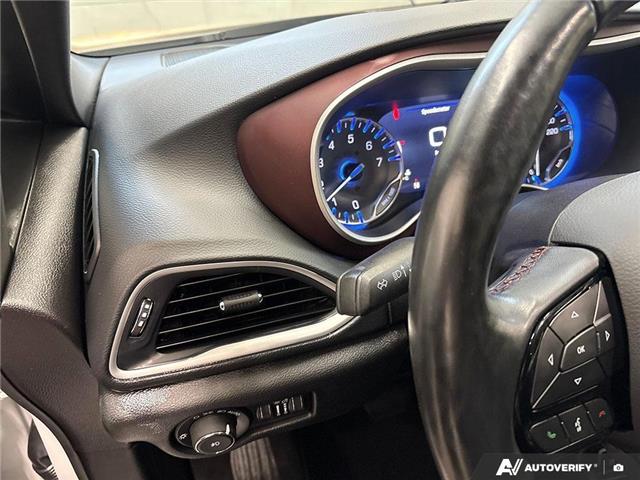 2020 Chrysler Pacifica Touring-L (Stk: 164654) in London - Image 18 of 26