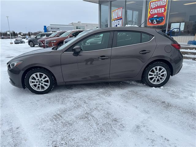 2016 Mazda Mazda3 Sport GS (Stk: 25-535-1) in Pembroke - Image 2 of 21