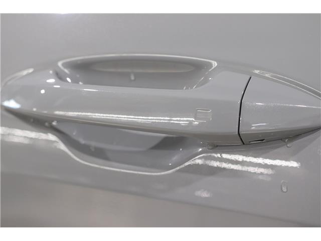 2026 Kia Sportage Plug-In Hybrid SX w/Black Interior (Stk: 26912) in Edmonton - Image 9 of 32