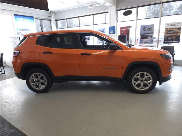 2026 Jeep Compass Sport (Stk: 26010) in New Hamburg - Image 4 of 15