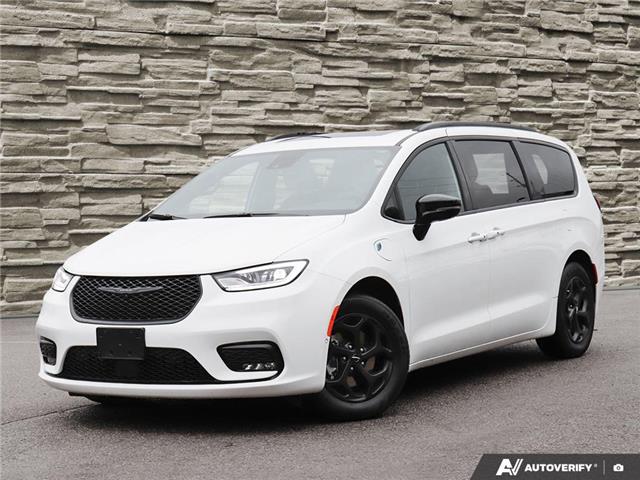 2024 Chrysler Pacifica Hybrid Select (Stk: T8001A) in Hamilton - Image 1 of 27