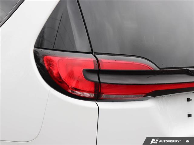 2024 Chrysler Pacifica Hybrid Select (Stk: T8001A) in Hamilton - Image 12 of 27
