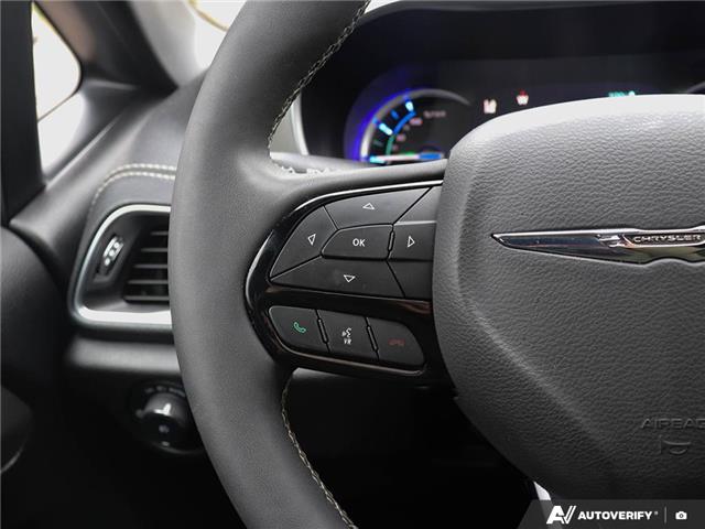 2024 Chrysler Pacifica Hybrid Select (Stk: T8001A) in Hamilton - Image 16 of 27