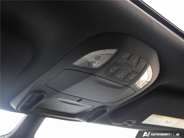 2024 Chrysler Pacifica Hybrid Select (Stk: T8001A) in Hamilton - Image 19 of 27