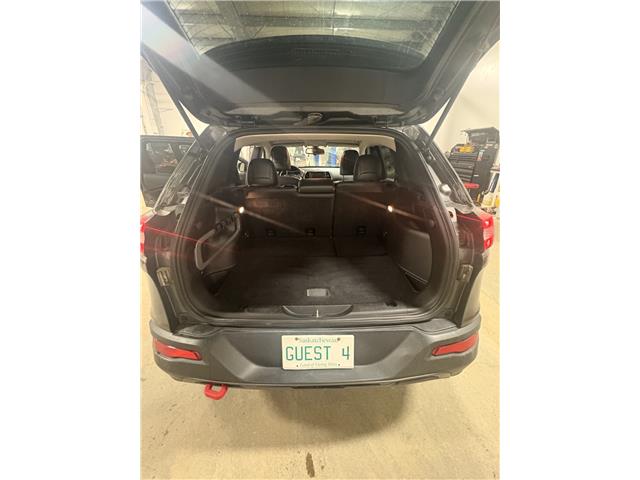 2016 Jeep Cherokee Trailhawk in Saskatoon - Image 10 of 17 2016 Jeep Cherokee Trailhawk in Saskatoon - Image 10 of 17