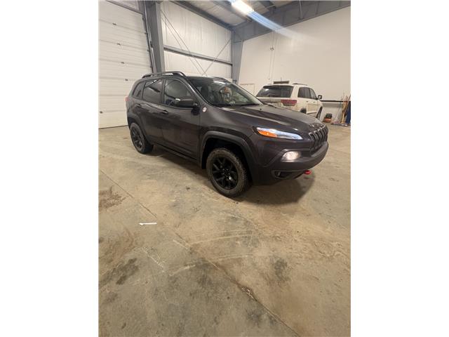 2016 Jeep Cherokee Trailhawk in Saskatoon - Image 1 of 17
