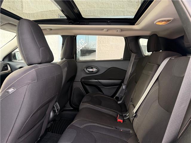 2016 Jeep Cherokee North (Stk: 6001B) in Sarnia - Image 23 of 24