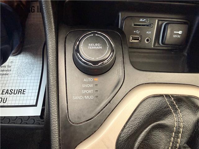 2016 Jeep Cherokee North (Stk: 6001B) in Sarnia - Image 21 of 24