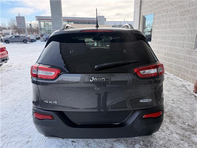 2016 Jeep Cherokee North (Stk: 6001B) in Sarnia - Image 5 of 24