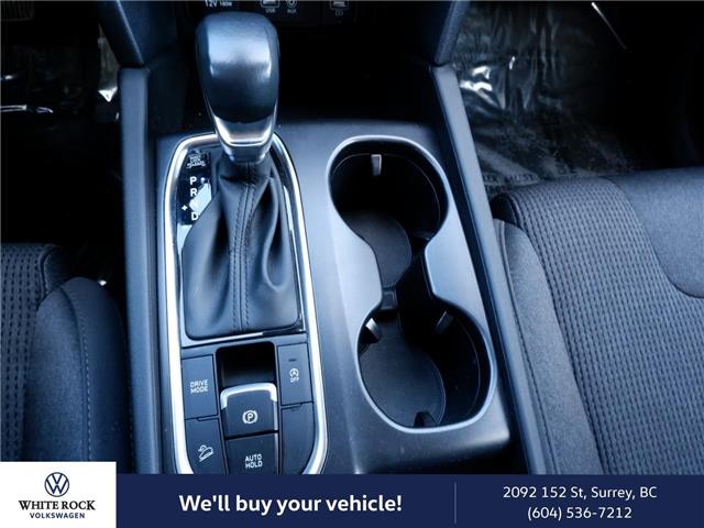 2020 Hyundai Santa Fe Essential 2.4  w/Safety Package (Stk: SI006887A) in Vancouver - Image 17 of 20