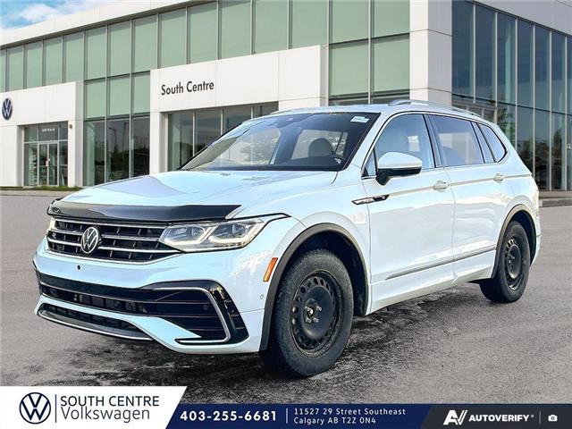 2024 Volkswagen Tiguan Highline R-Line (Stk: SU7643B) in Calgary - Image 1 of 18