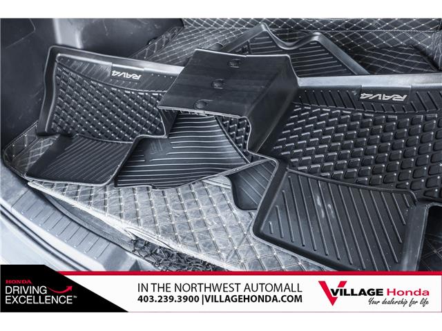 2021 Toyota RAV4 XLE (Stk: B9018) in Calgary - Image 10 of 33