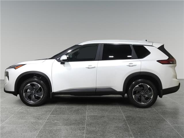 2026 Nissan Rogue SV Moonroof (Stk: N26121) in Sault Ste. Marie - Image 2 of 6