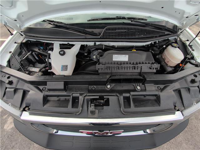 2023 GMC Savana 2500 Work Van (Stk: C1672) in Lethbridge - Image 9 of 22