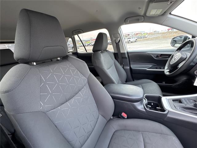 2023 Toyota RAV4 LE (Stk: C372687K) in Cranbrook - Image 11 of 20