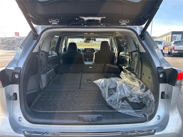 2020 Toyota Highlander Hybrid XLE (Stk: S693188A) in Cranbrook - Image 18 of 21