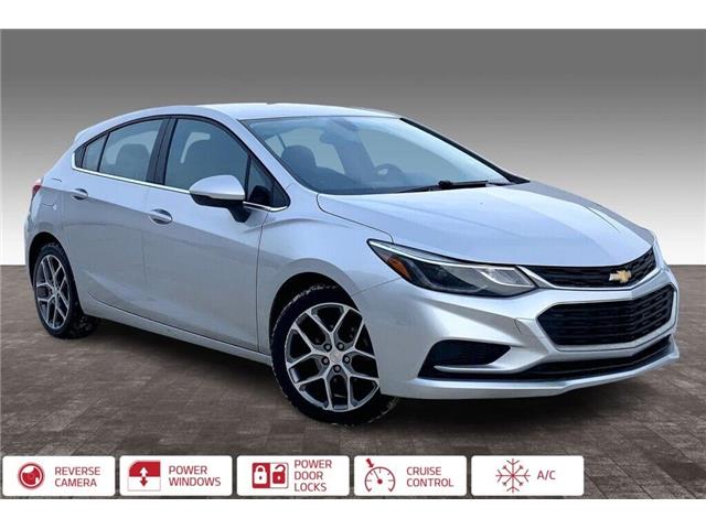 2017 Chevrolet Cruze Hatch LT Auto (Stk: 22B39631) in Sherwood Park - Image 2 of 15
