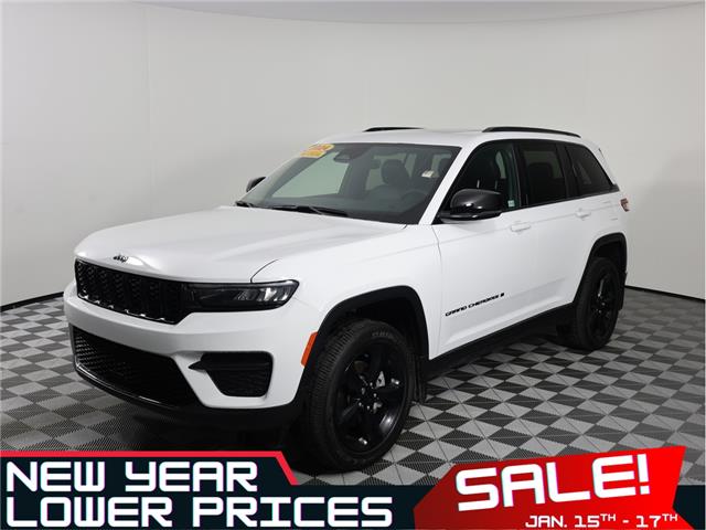 2024 Jeep Grand Cherokee Laredo (Stk: L646) in Calgary - Image 1 of 22