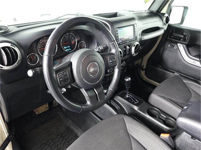 2018 Jeep Wrangler JK Unlimited Sahara (Stk: A20632) in Calgary - Image 16 of 18