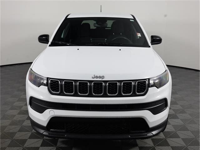 2025 Jeep Compass Sport (Stk: L637) in Calgary - Image 2 of 20