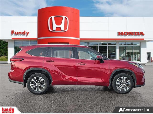 2022 Toyota Highlander XLE (Stk: TL4122) in Saint John - Image 6 of 28