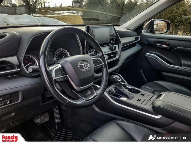 2022 Toyota Highlander XLE (Stk: TL4122) in Saint John - Image 16 of 28