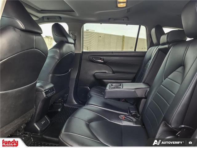 2022 Toyota Highlander XLE (Stk: TL4122) in Saint John - Image 26 of 28