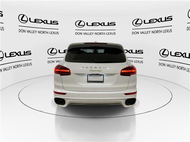 2017 Porsche Cayenne E-Hybrid S (Stk: 14111424A) in Markham - Image 8 of 32