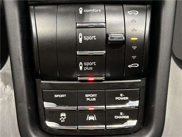 2017 Porsche Cayenne E-Hybrid S (Stk: 14111424A) in Markham - Image 24 of 32