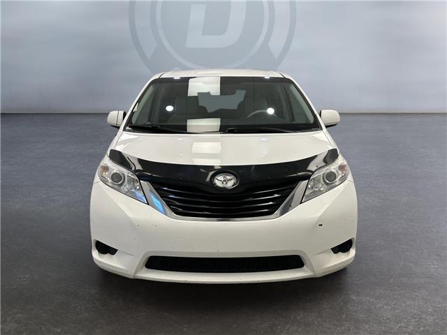 2014 Toyota Sienna LE (Stk: 300216) in Lethbridge - Image 8 of 15