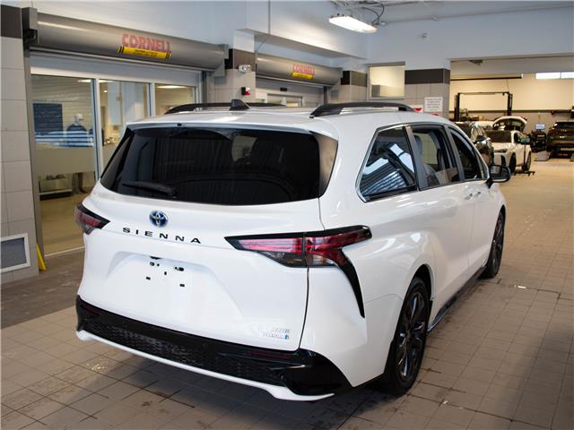 2022 Toyota Sienna XSE 7-Passenger (Stk: P20740) in Kingston - Image 6 of 15