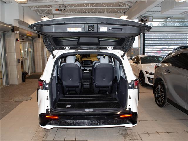 2022 Toyota Sienna XSE 7-Passenger (Stk: P20740) in Kingston - Image 7 of 15