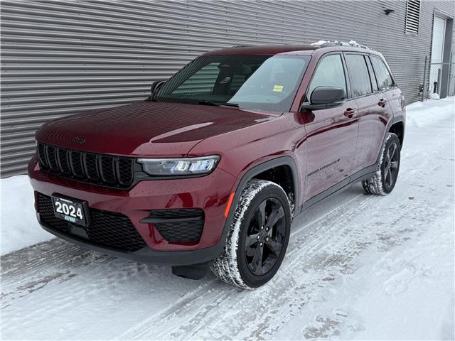 2024 Jeep Grand Cherokee Laredo (Stk: 249923) in London - Image 1 of 26