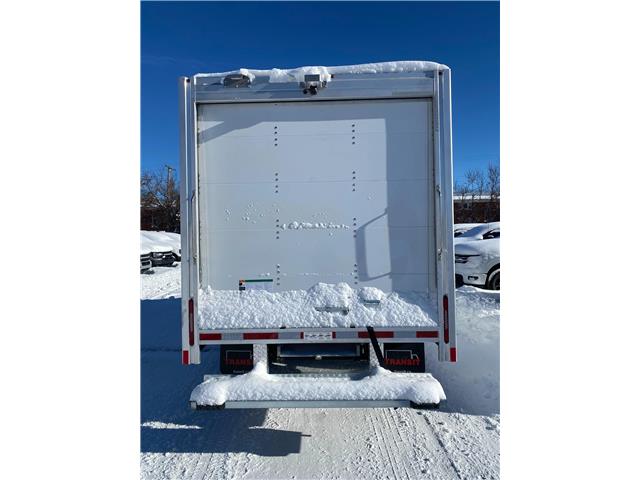 2026 Ford Transit-350 Cutaway Base (Stk: 2600510) in Ottawa - Image 4 of 15