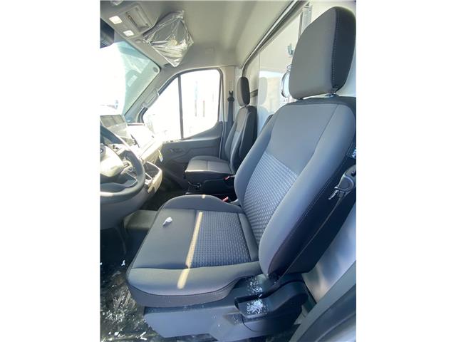 2026 Ford Transit-350 Cutaway Base (Stk: 2600510) in Ottawa - Image 8 of 15