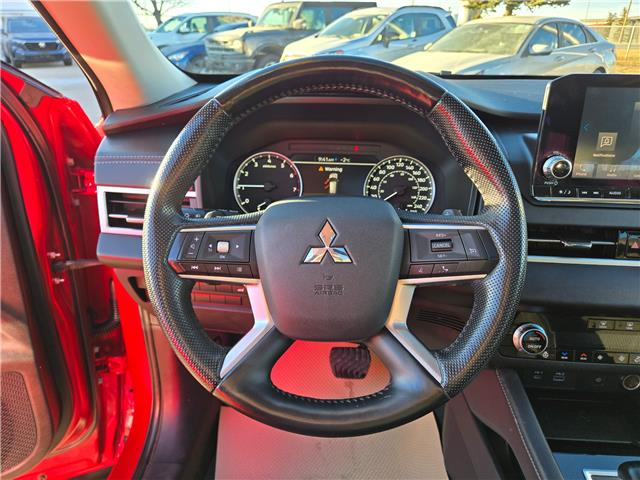 2022 Mitsubishi Outlander SE (Stk: T6013A) in Calgary - Image 12 of 26