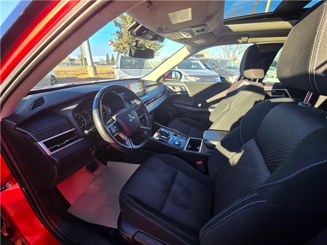 2022 Mitsubishi Outlander SE (Stk: T6013A) in Calgary - Image 16 of 26