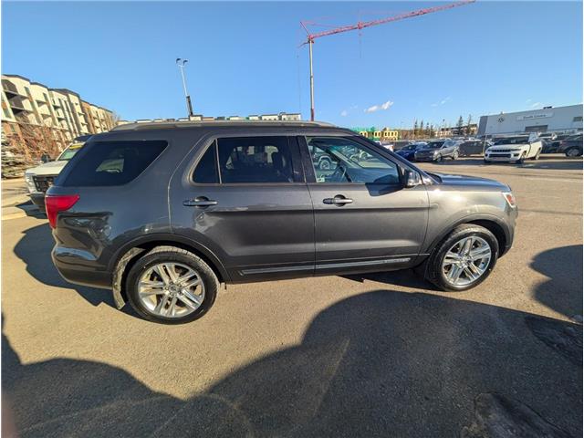 2017 Ford Explorer XLT (Stk: 19343A) in Calgary - Image 7 of 28
