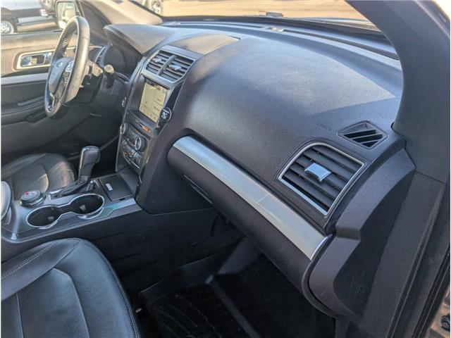 2017 Ford Explorer XLT (Stk: 19343A) in Calgary - Image 11 of 28