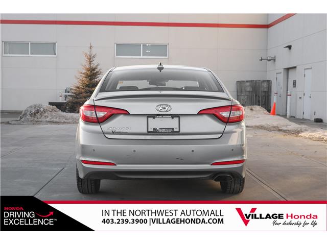 2016 Hyundai Sonata GLS Special Edition (Stk: B9014) in Calgary - Image 8 of 33