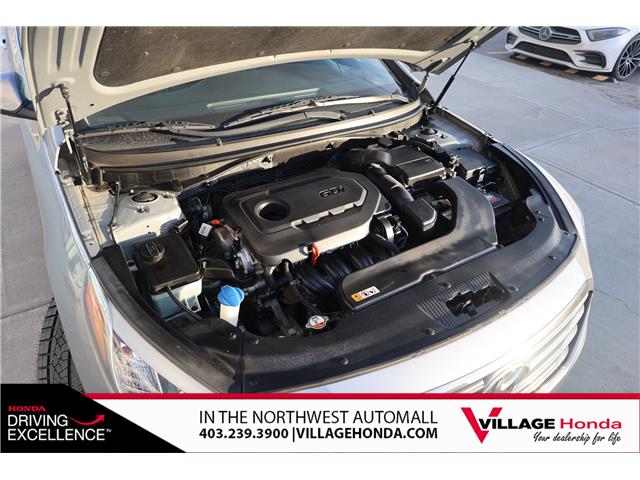 2016 Hyundai Sonata GLS Special Edition (Stk: B9014) in Calgary - Image 4 of 33