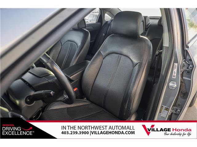 2016 Hyundai Sonata GLS Special Edition (Stk: B9014) in Calgary - Image 14 of 33