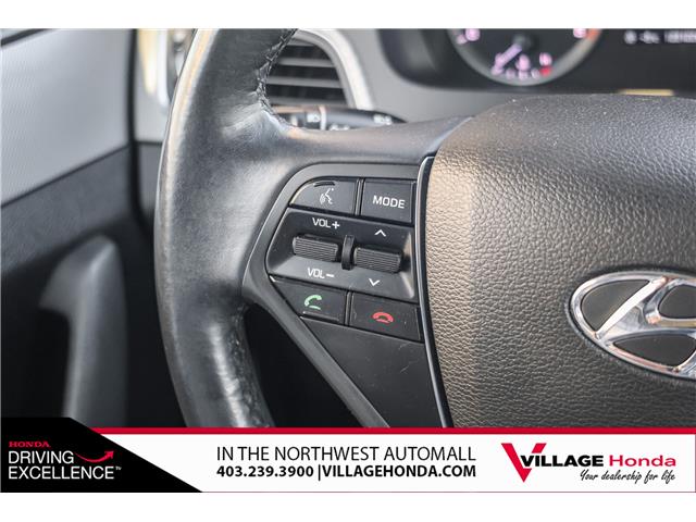 2016 Hyundai Sonata GLS Special Edition (Stk: B9014) in Calgary - Image 18 of 33