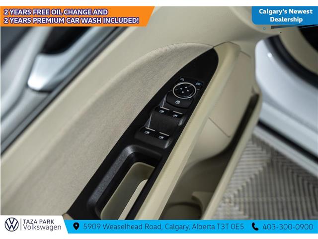 2020 Ford Fusion SE (Stk: TU0226) in Calgary - Image 11 of 24