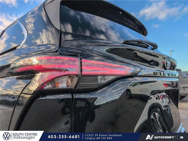 2022 Toyota Sienna XSE 7-Passenger (Stk: SU7702) in Calgary - Image 10 of 24 2022 Toyota Sienna XSE 7-Passenger (Stk: SU7702) in Calgary - Image 10 of 24
